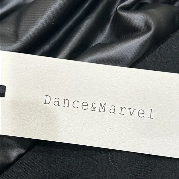 🌷 One Shoulder Bodysuit - Picture 6 of 8